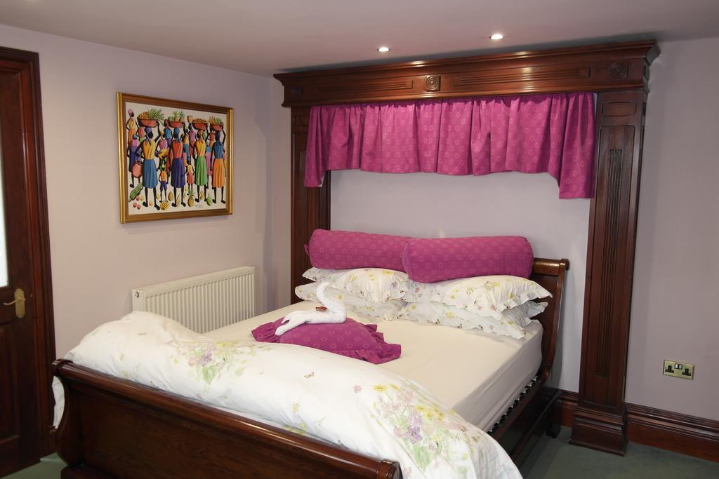 Hotel Little Red Rooster Rest Tenby Zimmer foto